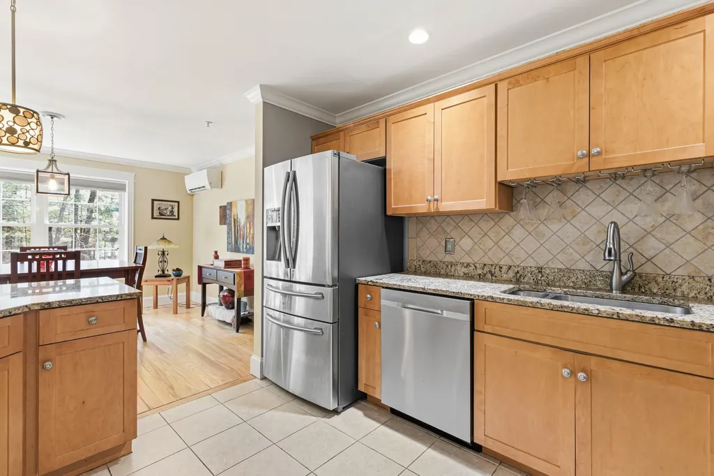 58 Ridge Road Portland ME 04103
