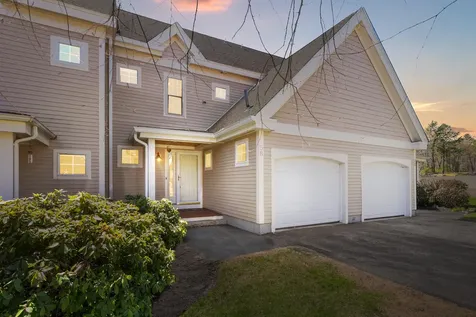 58 Ridge Road Portland ME 04103