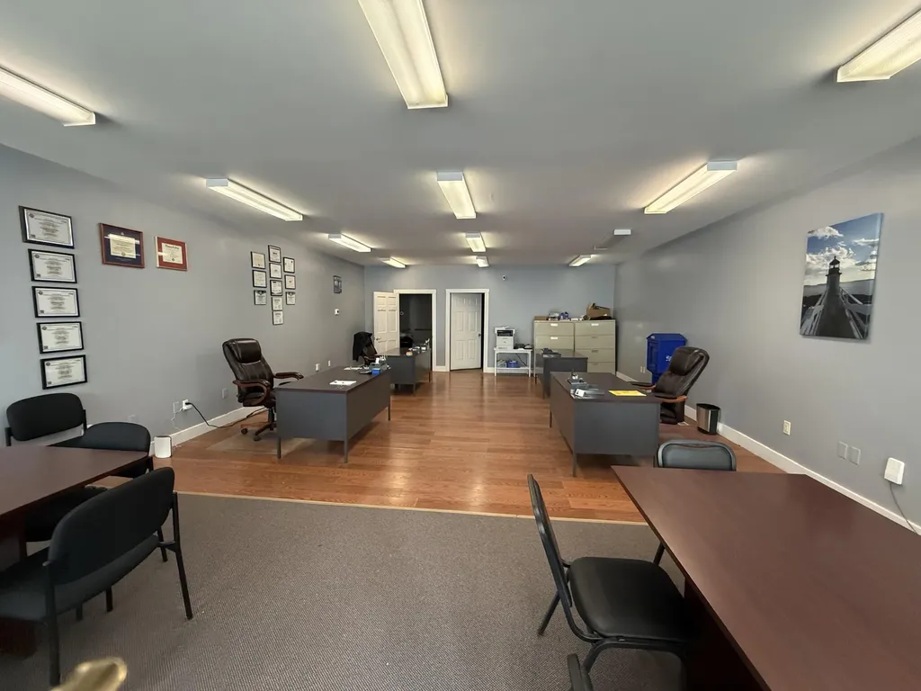 335 Water Street Gardiner ME 04345