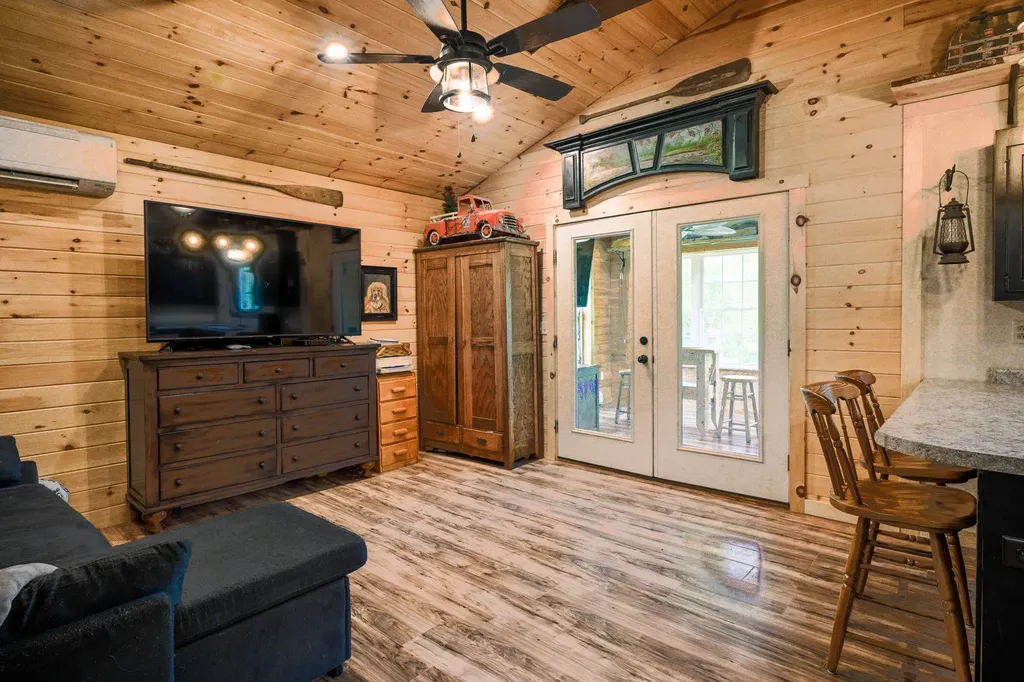 133 Lake Road Norway ME 04268