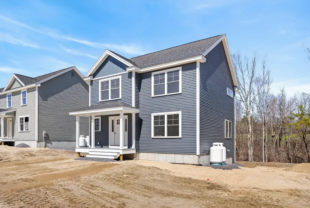7 Shepherd Lane Windham ME 04062