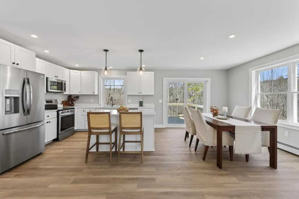 7 Shepherd Lane Windham ME 04062