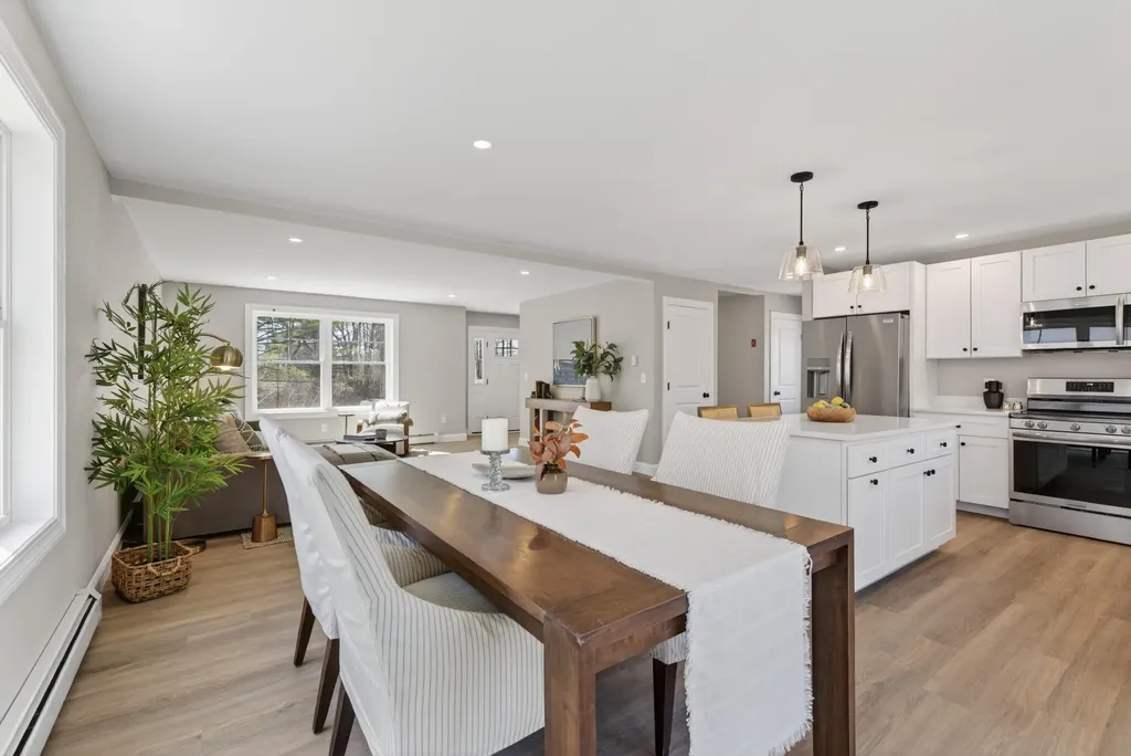 7 Shepherd Lane Windham ME 04062