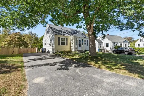 23 Buchanan Street South Portland ME 04106