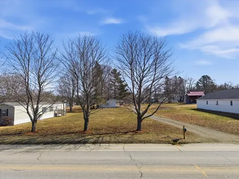 272 Main Street Corinth ME 04427