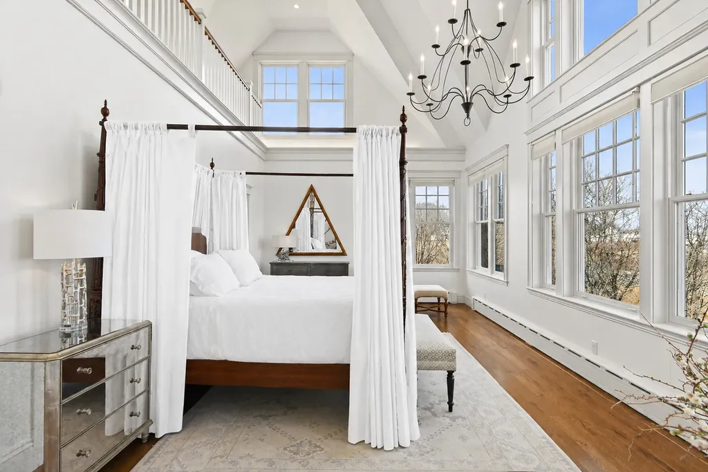 19 Cunner Lane Cape Elizabeth ME 04107