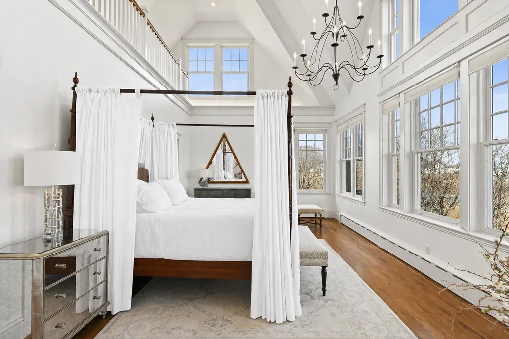 19 Cunner Lane Cape Elizabeth ME 04107