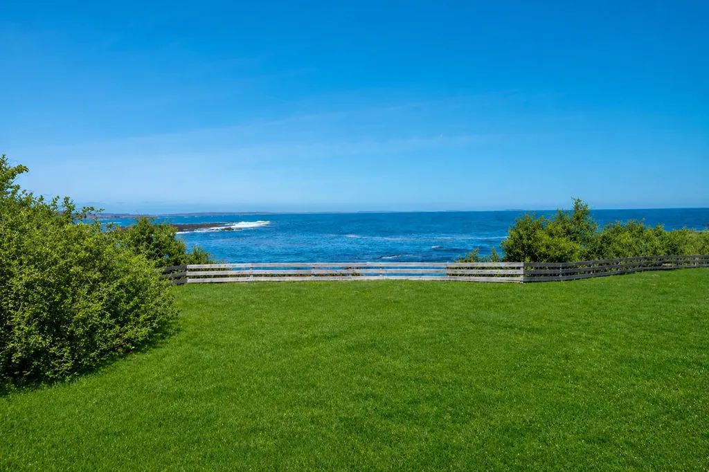 19 Cunner Lane Cape Elizabeth ME 04107