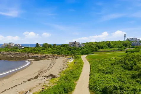 19 Cunner Lane Cape Elizabeth ME 04107