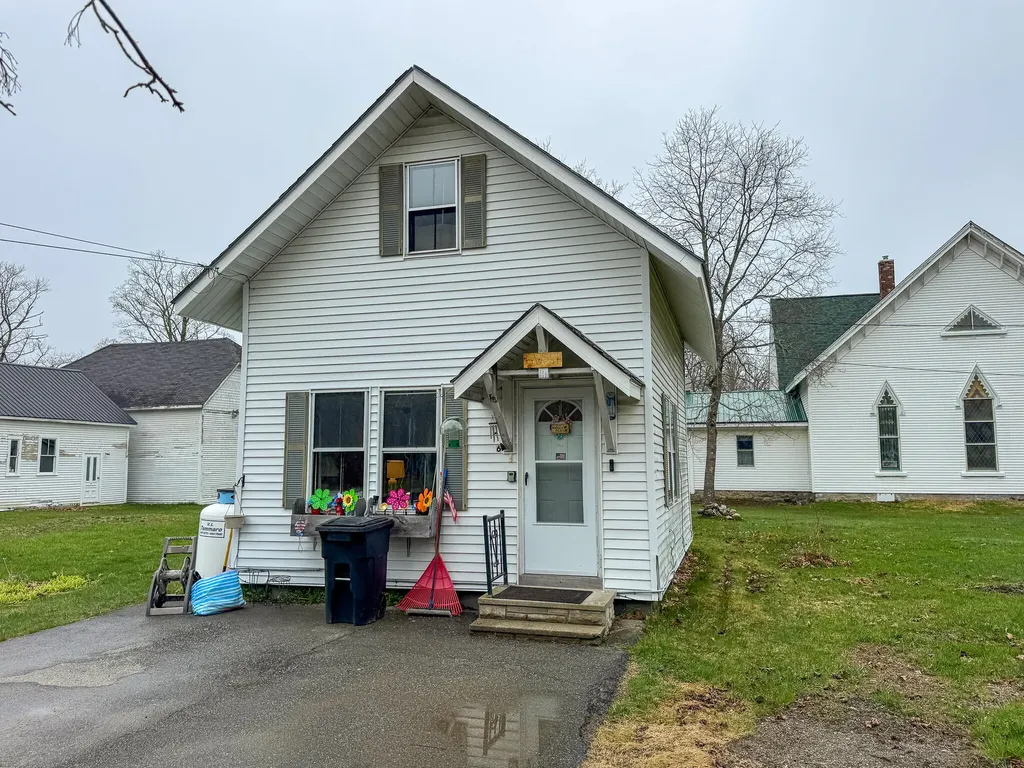 66 Main Street Princeton ME 04668