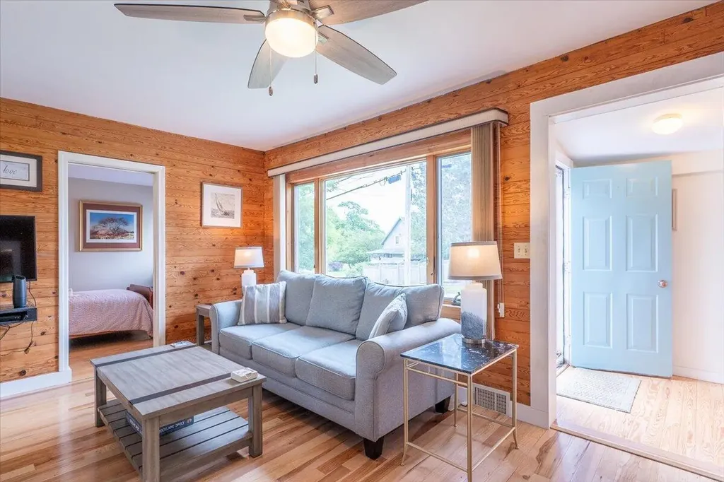 60 Waldo Avenue Rockland ME 04841