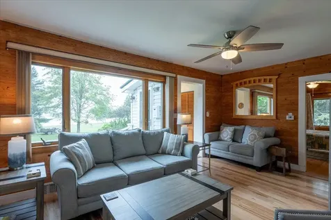 60 Waldo Avenue Rockland ME 04841