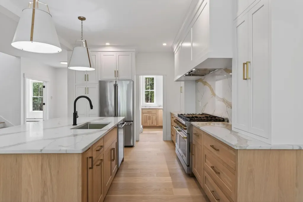 6 Leah Lane Scarborough ME 04074