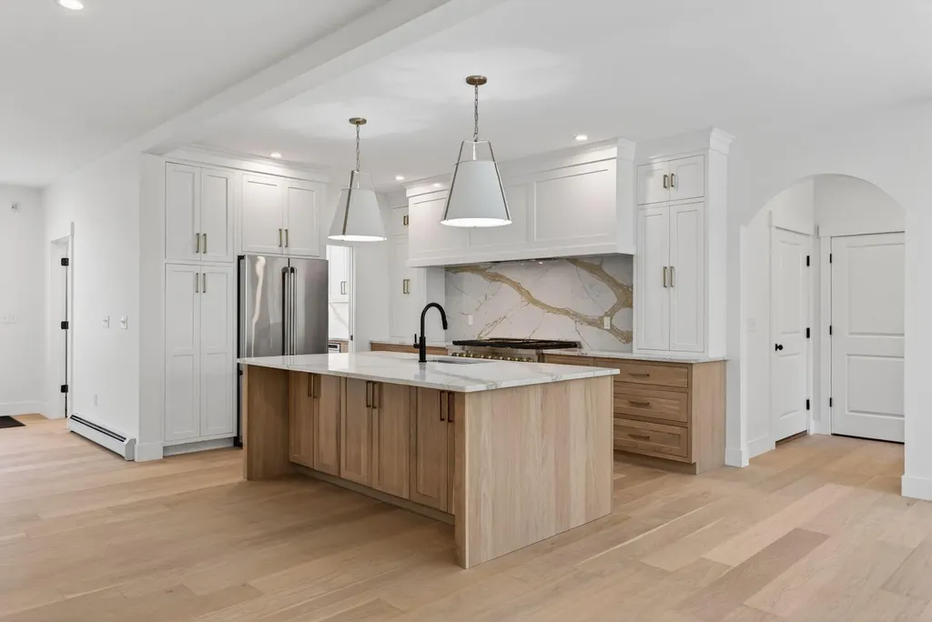 6 Leah Lane Scarborough ME 04074