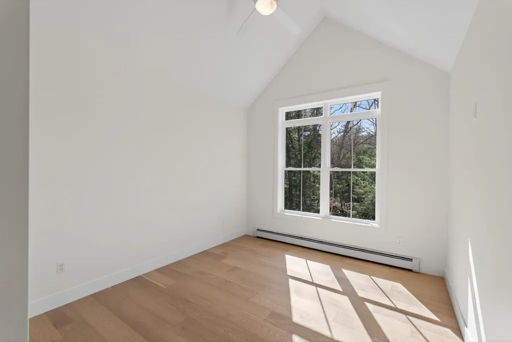 6 Leah Lane Scarborough ME 04074