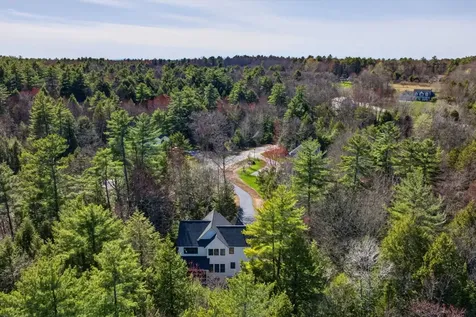 6 Leah Lane Scarborough ME 04074