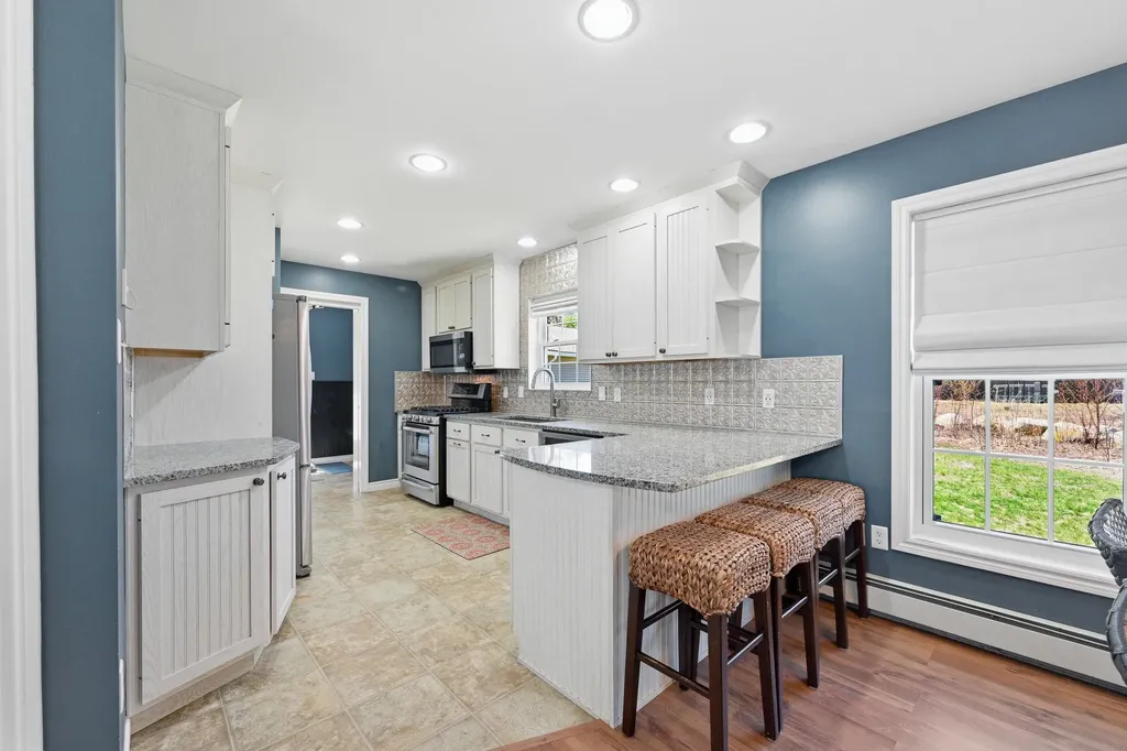 52 Plum Lane Belgrade ME 04917