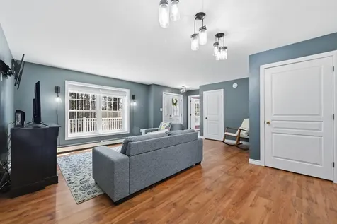 52 Plum Lane Belgrade ME 04917