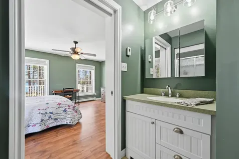 52 Plum Lane Belgrade ME 04917