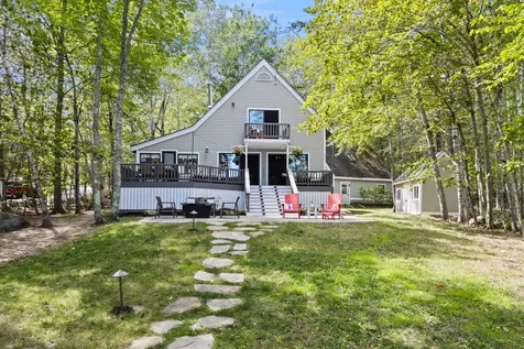 60 Ridge Road Frye Island ME 04071
