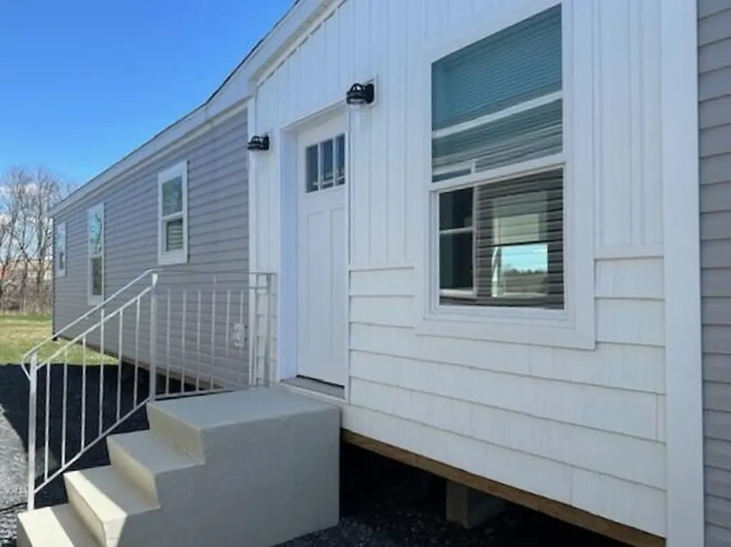 11 Punky Lane Waterville ME 04901