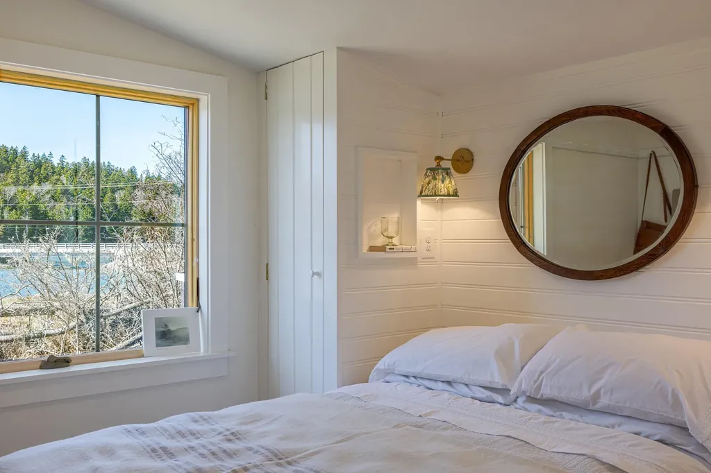 349 Oceanville Road Stonington ME 04681