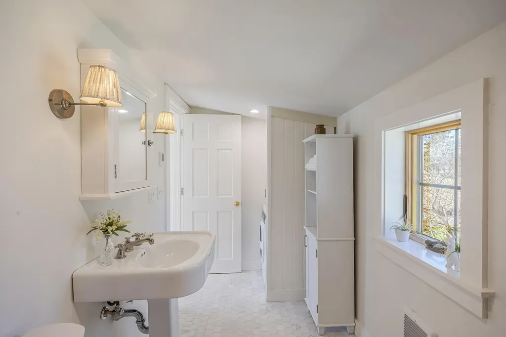 349 Oceanville Road Stonington ME 04681