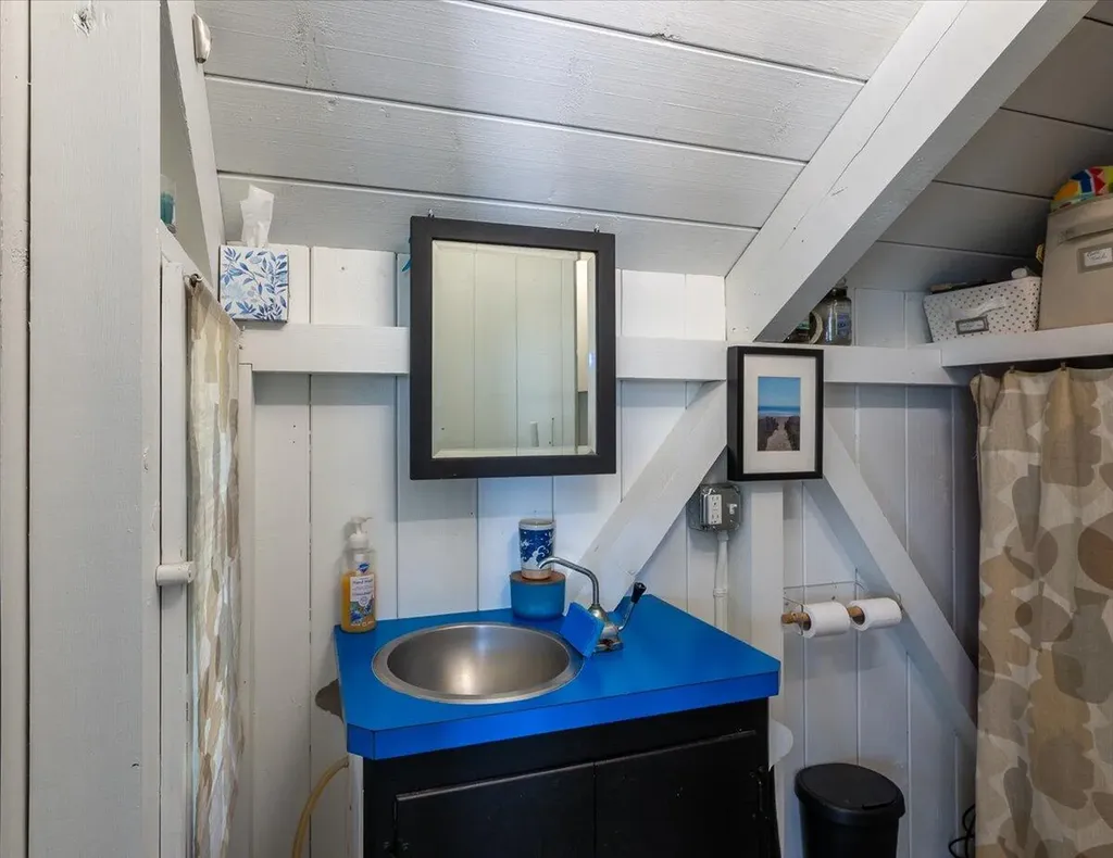 459 Main Road Islesboro ME 04848