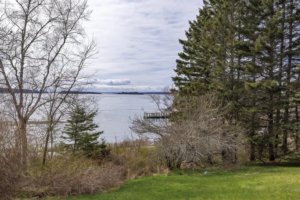 55 Ferry Road Swans Island ME 04685