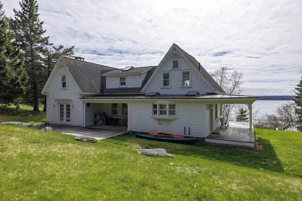 55 Ferry Road Swans Island ME 04685
