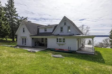 55 Ferry Road Swans Island ME 04685