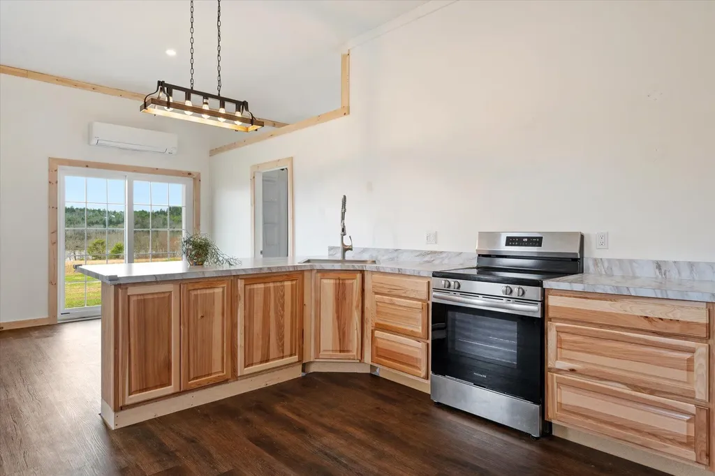 11 Woodbury Way Verona Island ME 04416