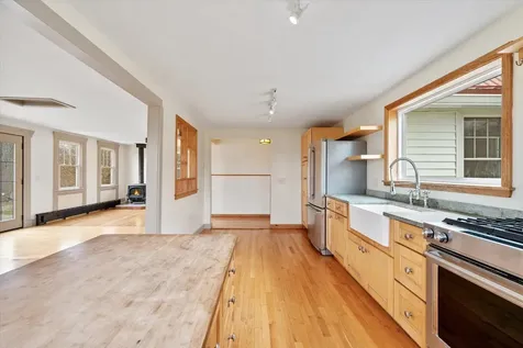 11 Woodbury Way Verona Island ME 04416