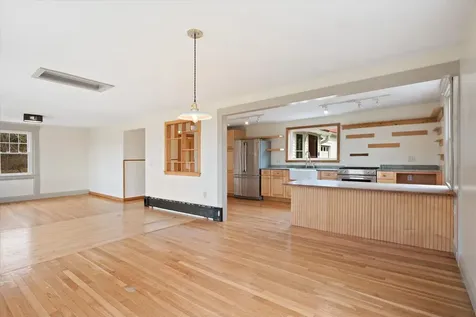 11 Woodbury Way Verona Island ME 04416
