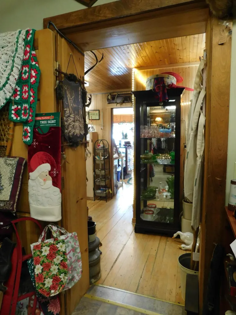15 Moosehead Lake Road Greenville ME 04441