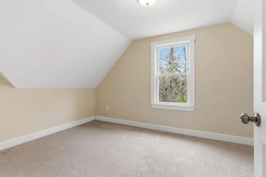 40 Boston Avenue Lewiston ME 04240