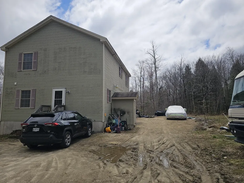 39 Salinitas Drive Norway ME 04268
