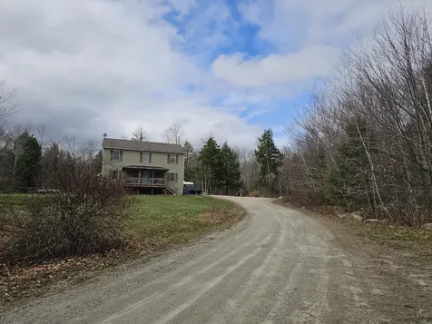 39 Salinitas Drive Norway ME 04268