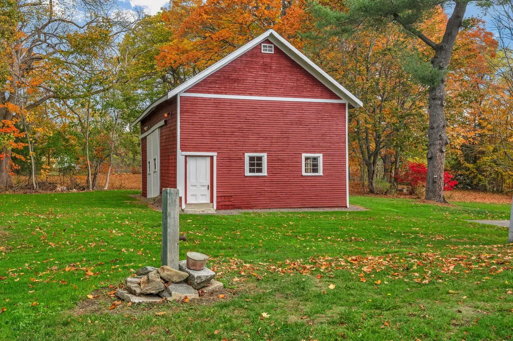 180 Main Road N Hampden ME 04444