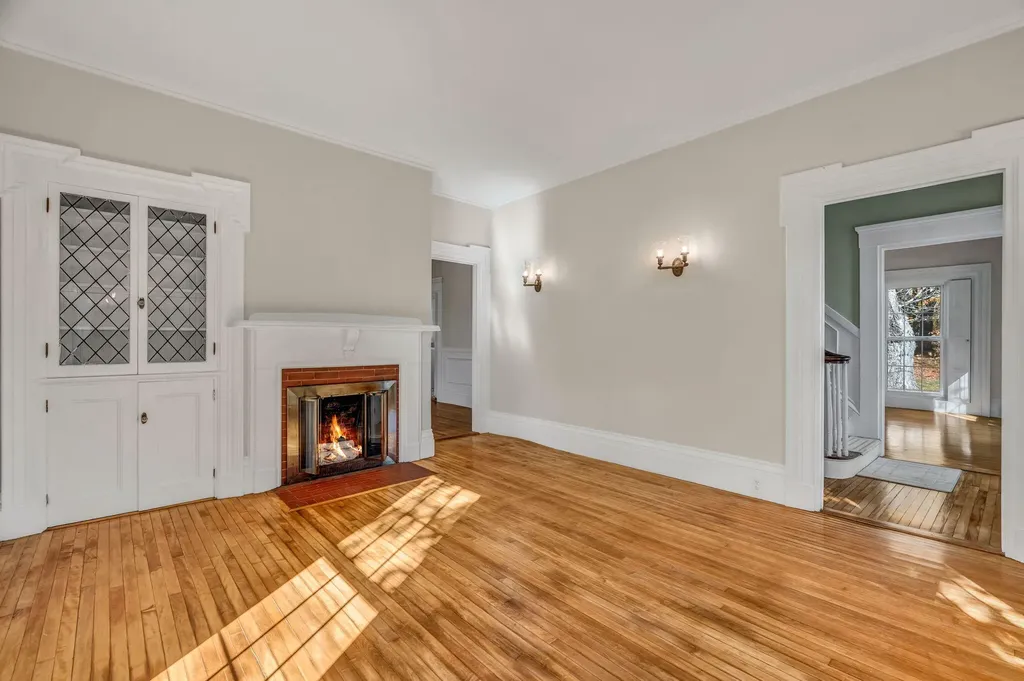 180 Main Road N Hampden ME 04444