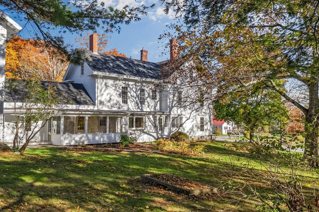 180 Main Road N Hampden ME 04444
