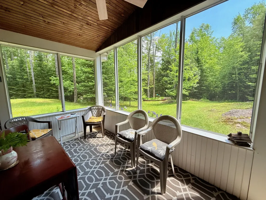 52 Main Road Chesterville ME 04938