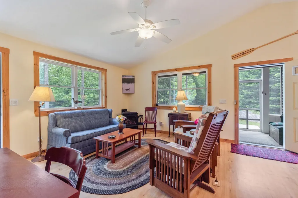 52 Main Road Chesterville ME 04938