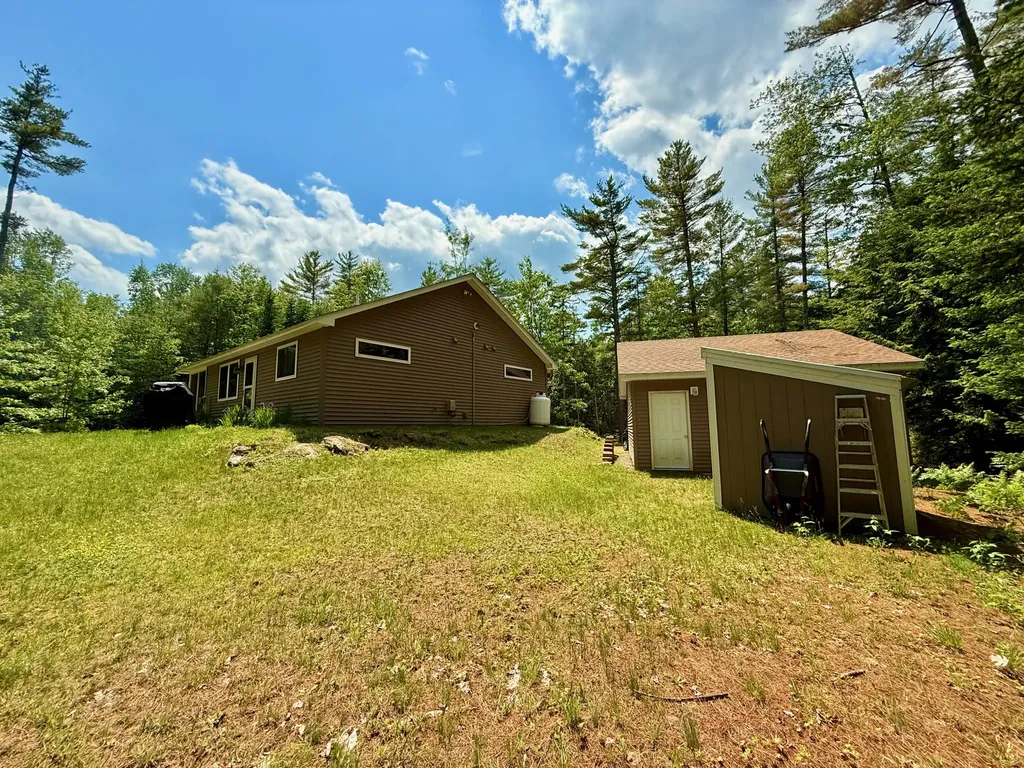 52 Main Road Chesterville ME 04938