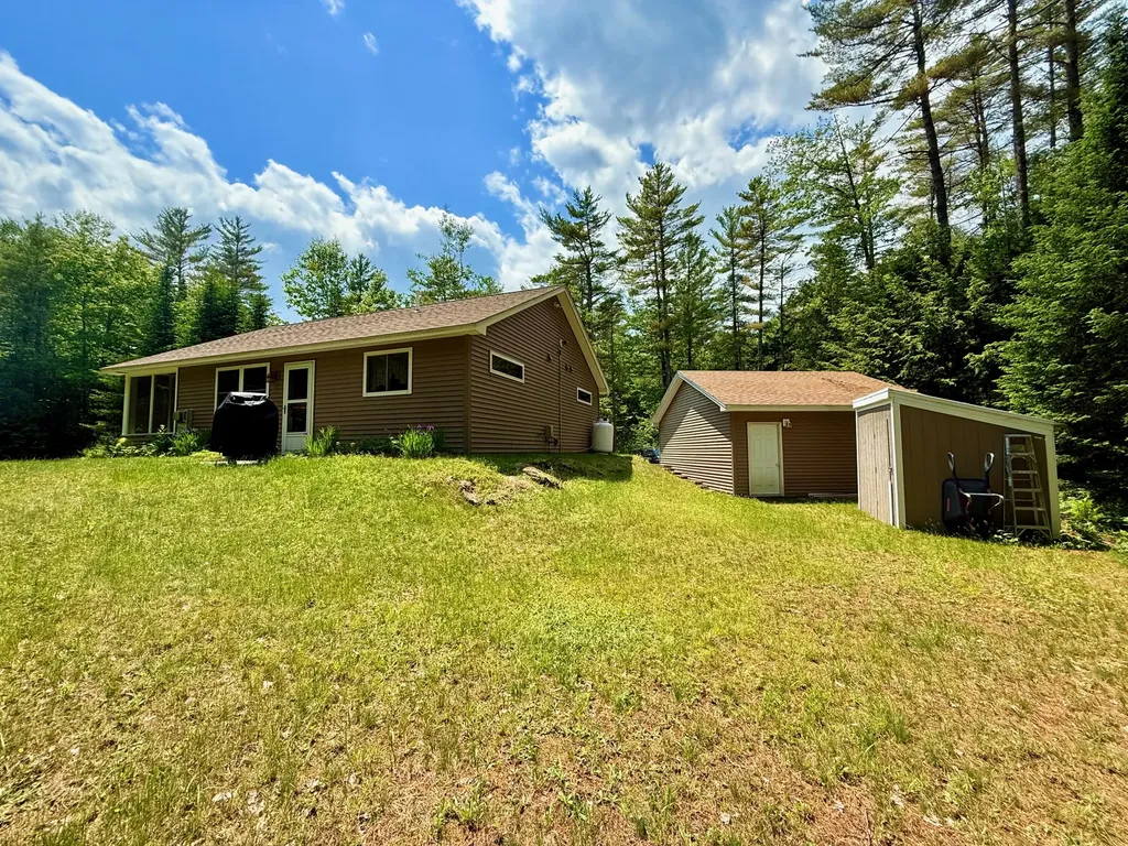 52 Main Road Chesterville ME 04938