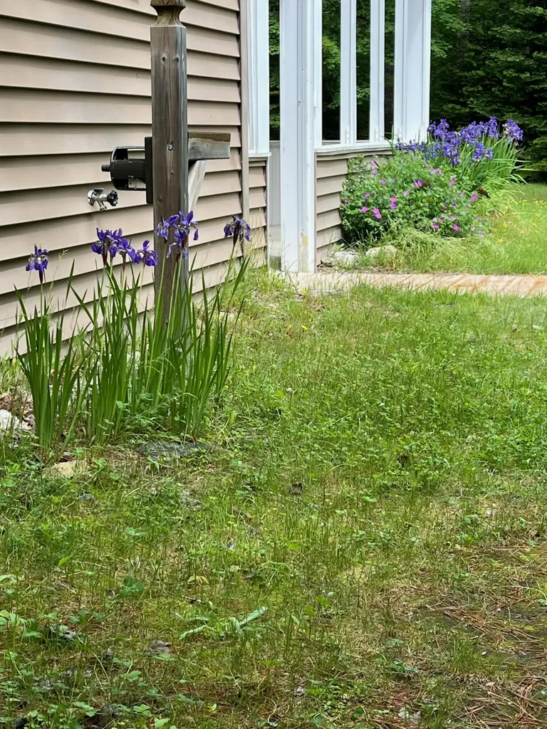 52 Main Road Chesterville ME 04938
