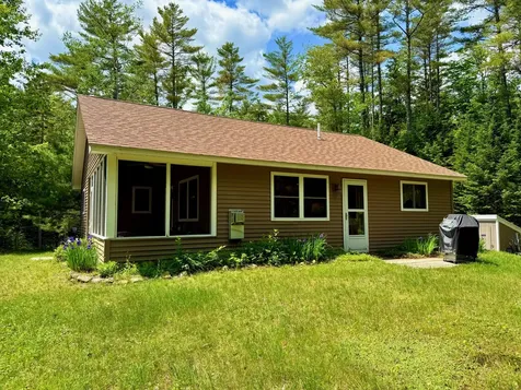 52 Main Road Chesterville ME 04938