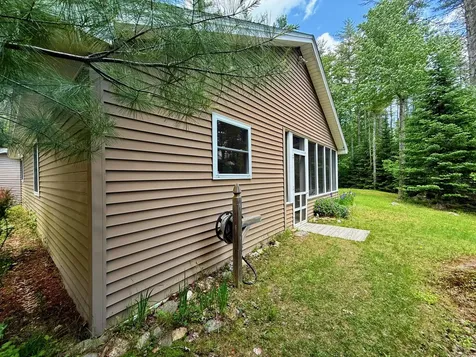 52 Main Road Chesterville ME 04938