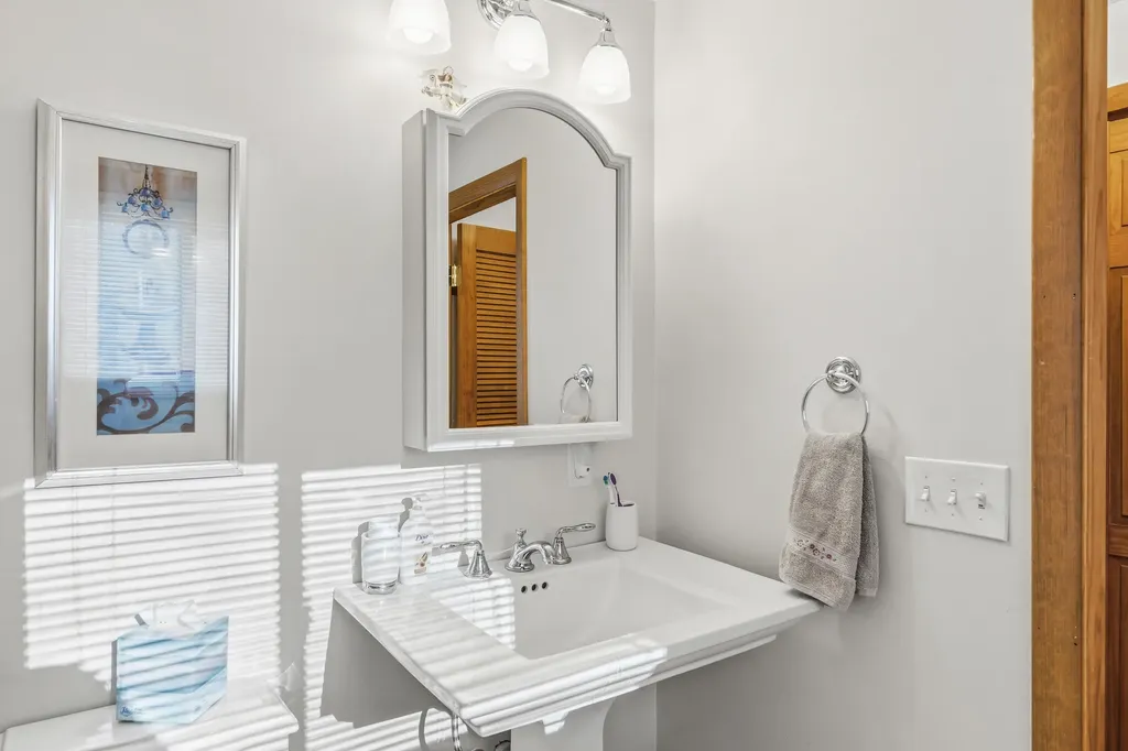 167 Oak Shore Road Harrison ME 04040