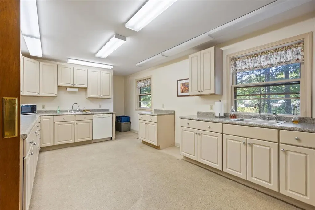 424 Sokokis Trail Waterboro ME 04030